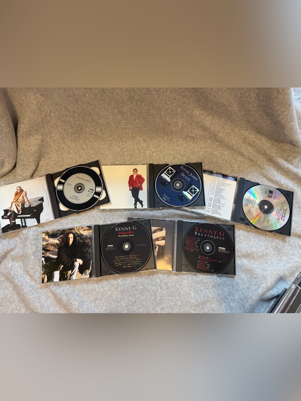 CD Lot - Picture 3 of 4